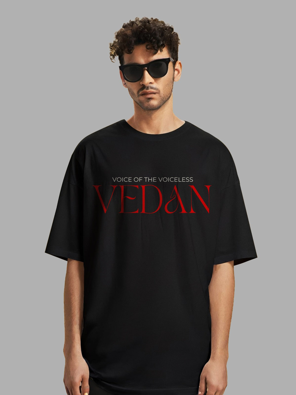 Vedan Oversized T-Shirt