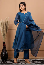 Women Samosa Kerosene Kurti Chanderi Silk Kurta with Trousers & With Dupatta